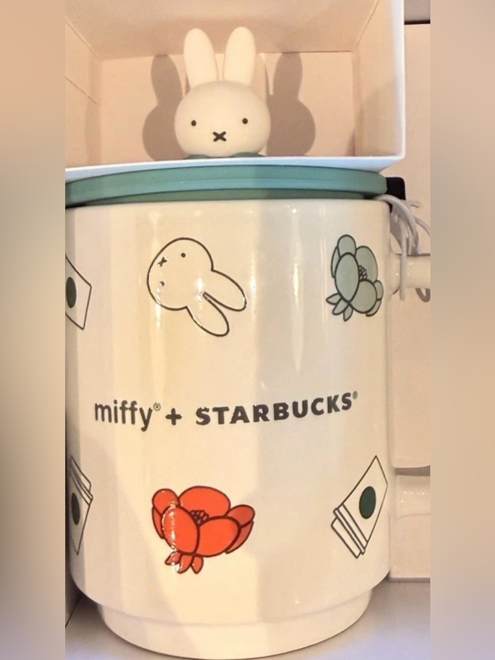 Starbucks Miffy Mug 14oz 2026 Starbucks x Miffy Figure x